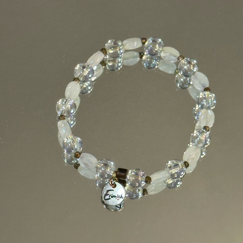 Erimish. Elegant White Beaded Bracelet. ***Bundle & Save on shipping. *** - Picture 4 of 6